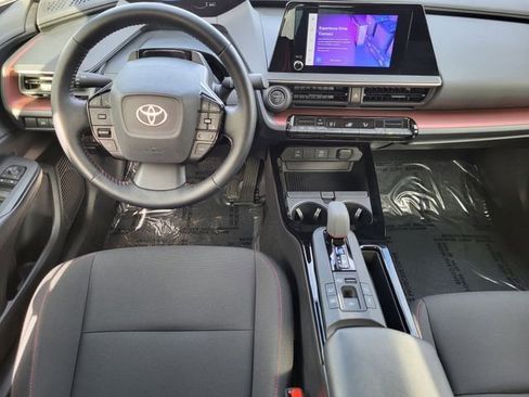 Used 2024 Toyota Prius Prime SE image 14