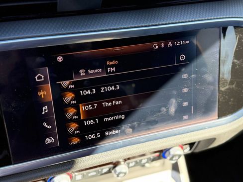 Used 2022 Audi Q3 2.0T Premium image 23