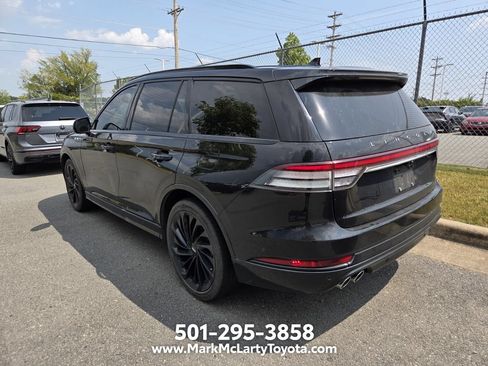 Used 2023 Lincoln Aviator Reserve w/ Equipment Group 201A RWD image 10