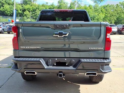 Used 2026 Chevrolet Silverado 1500 Custom Trail Boss AWD/4WD image 6