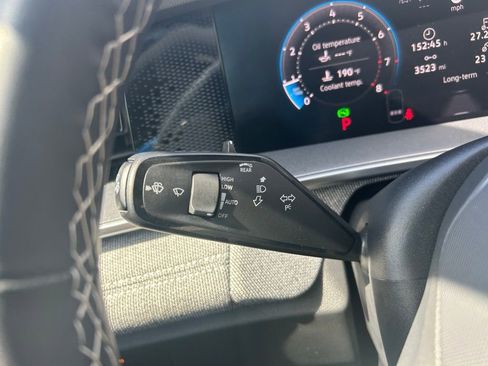 Certified 2025 Volkswagen Tiguan S image 23