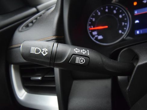 Used 2020 GMC Terrain SLT w/ Preferred Package FWD image 30