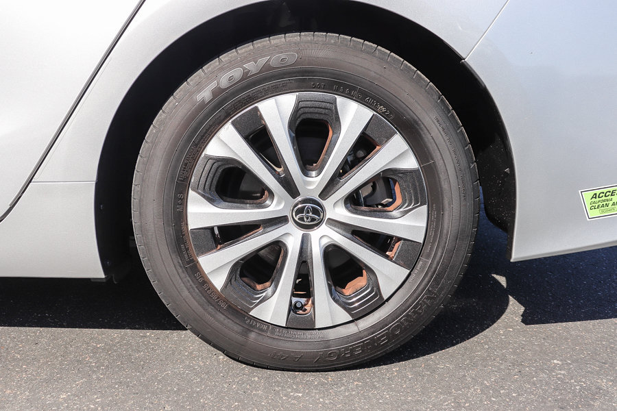 Certified 2022 Toyota Prius Prime LE FWD image 11