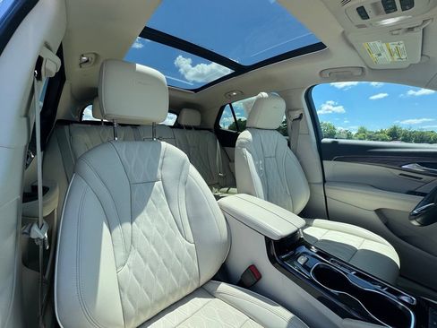 Used 2023 Buick Envision Avenir FWD image 29