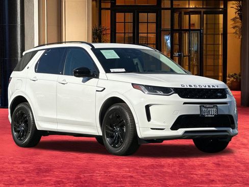 Used 2024 Land Rover Discovery Sport S image 8