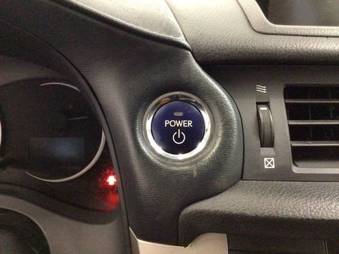Used 2014 Lexus CT 200h FWD image 18