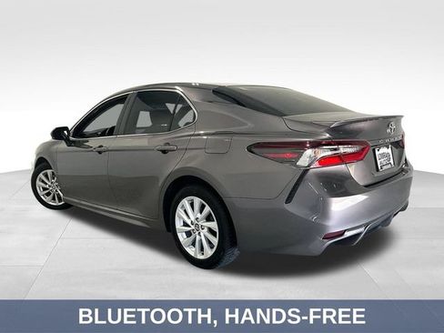 Used 2021 Toyota Camry SE AWD/4WD image 6