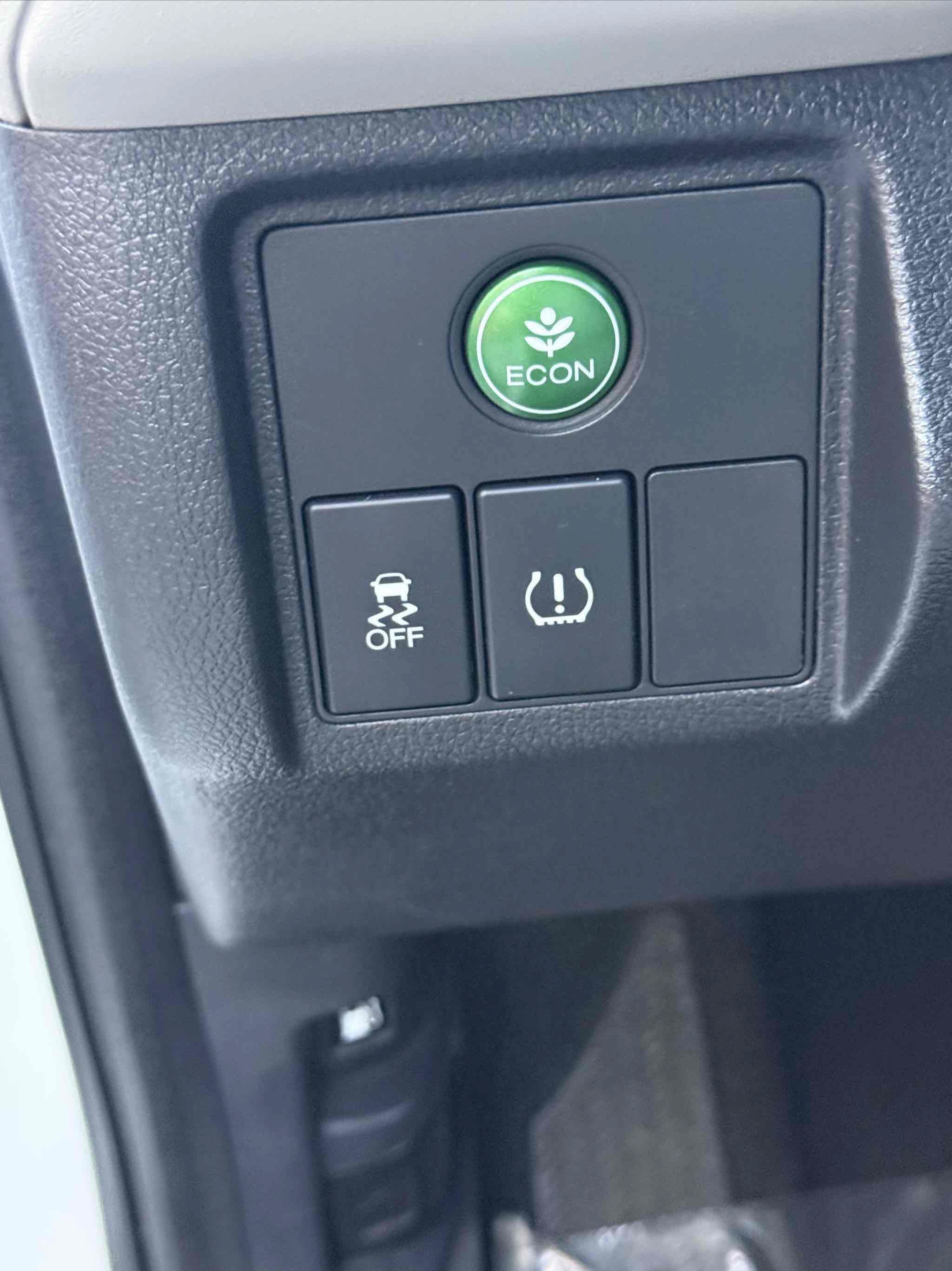 Used 2020 Honda HR-V LX image 32