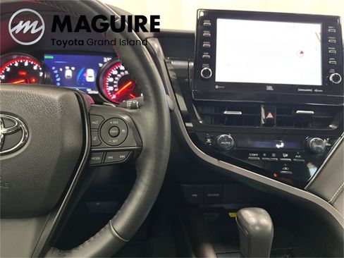 Used 2023 Toyota Camry XSE image 8