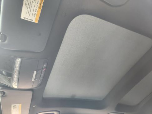 Used 2019 Mercedes-Benz C 300 4MATIC Sedan image 26