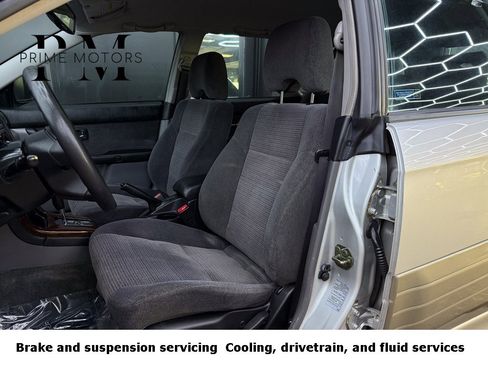 Used 2003 Subaru Outback Wagon image 17