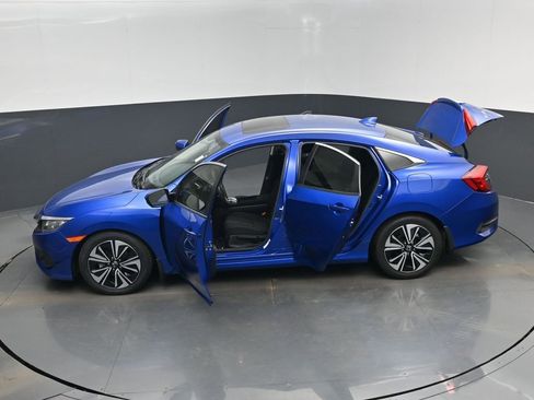 Used 2018 Honda Civic EX-T image 17