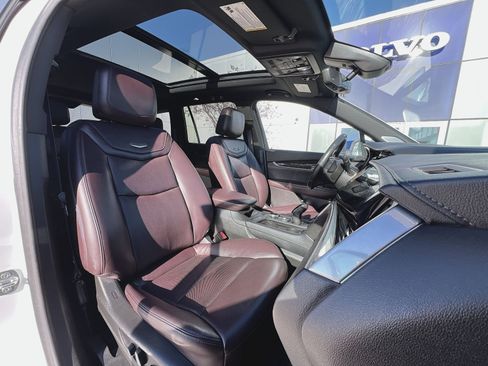 Used 2020 Cadillac XT6 Premium Luxury image 27