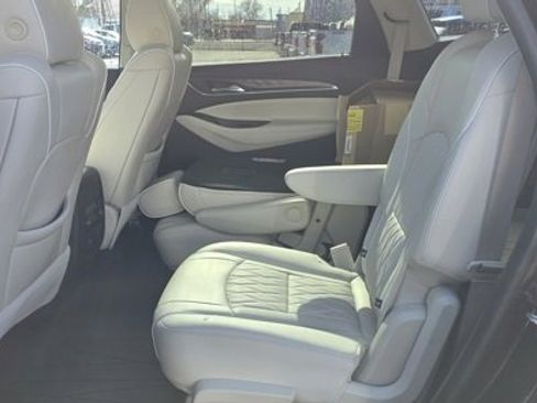 Used 2023 Buick Enclave Avenir w/ Avenir Technology Package image 12
