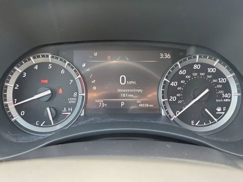 Used 2021 Toyota Highlander XLE image 33