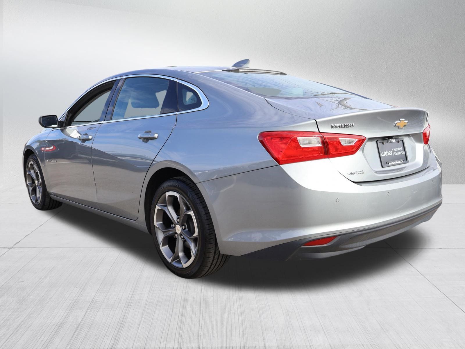 Used 2024 Chevrolet Malibu LT FWD image 5