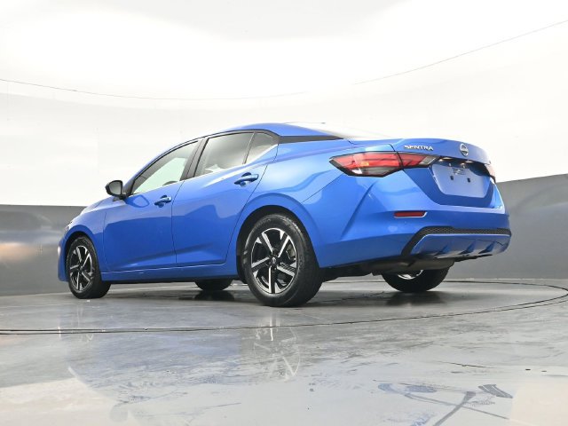 Used 2024 Nissan Sentra SV FWD image 29