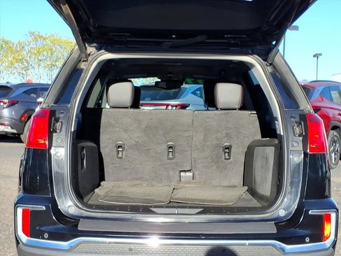 Used 2017 GMC Terrain SLT w/ Open Road Package image 10