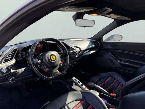 Used 2018 Ferrari 488 GTB image 25