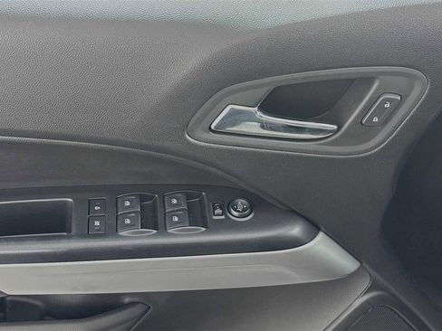 Used 2018 Chevrolet Colorado ZR2 image 16