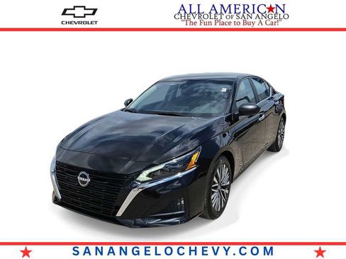 Used 2025 Nissan Altima 2.5 SV FWD image 1