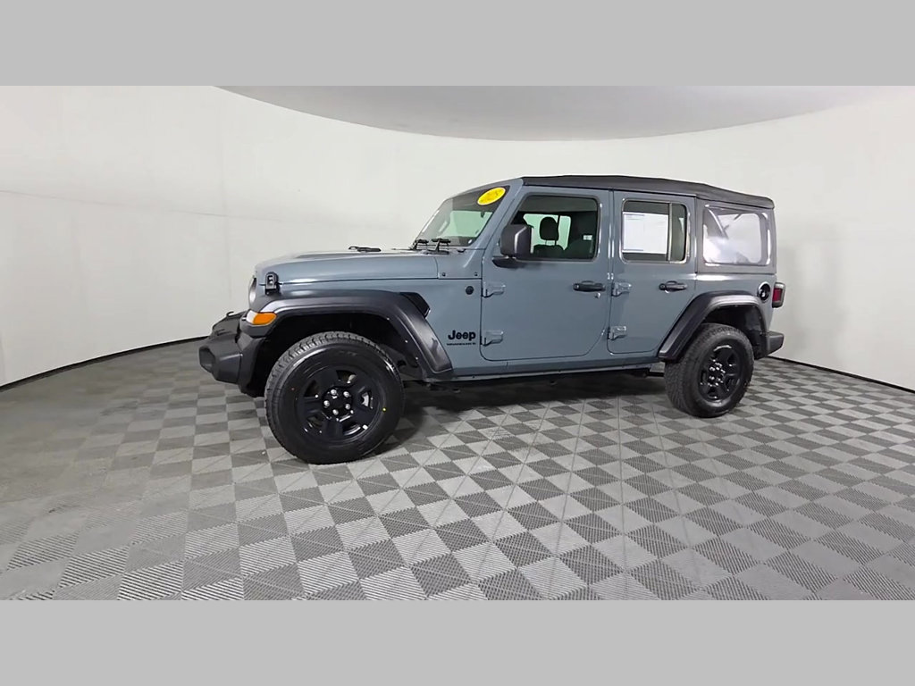 Used 2025 Jeep Wrangler Unlimited Sport AWD/4WD image 47