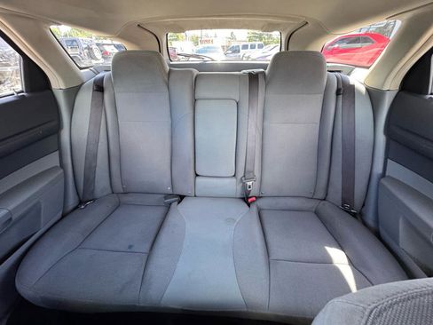 Used 2005 Dodge Magnum SE RWD image 15