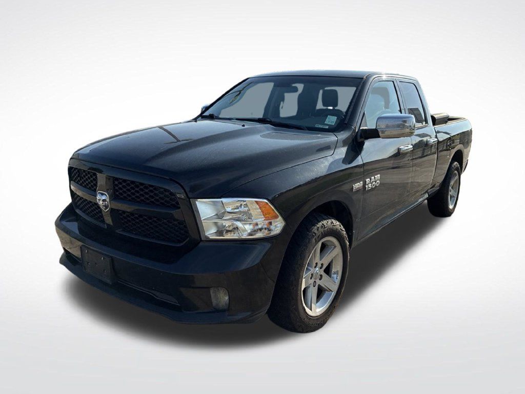 Used 2018 RAM 1500 Express RWD image 2