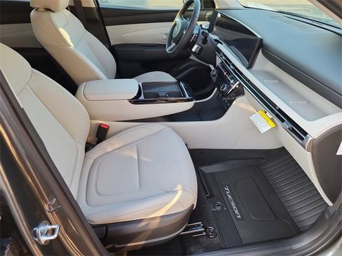 New 2025 Hyundai Tucson SEL image 7