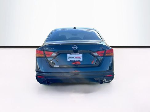 Used 2024 Nissan Altima 2.5 SR w/ SR Premium Package image 39