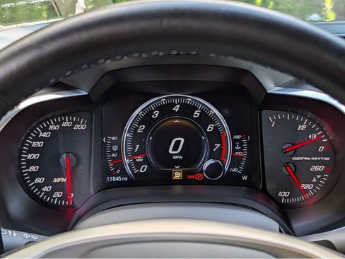 Used 2018 Chevrolet Corvette Grand Sport RWD image 23