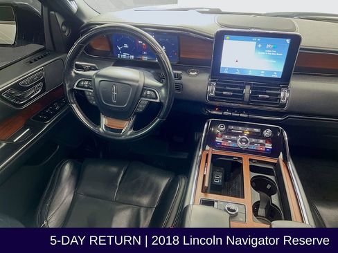 Used 2018 Lincoln Navigator Reserve w/ Technology Package image 29