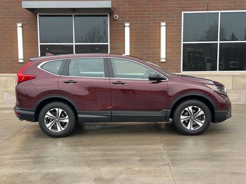 Used 2018 Honda CR-V LX image 2