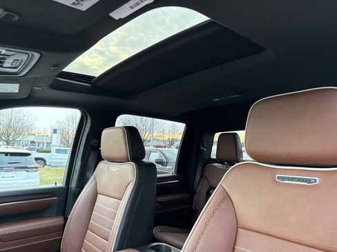 New 2026 GMC Sierra 3500 Denali Ultimate image 19