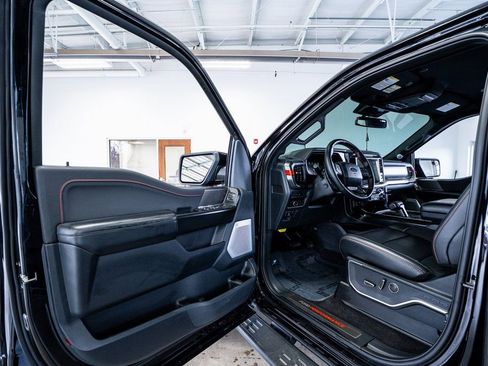 Used 2025 Ford F150 Raptor image 36