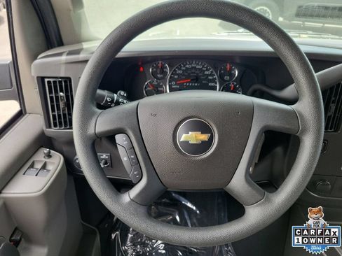 Used 2025 Chevrolet Express 3500 LT w/ LT Preferred Equipment Group RWD image 21