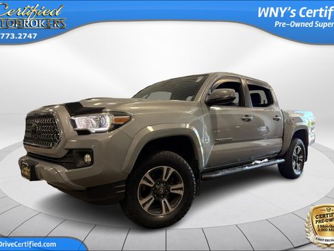 Used 2019 Toyota Tacoma TRD Sport w/ Technology Package AWD/4WD image 1