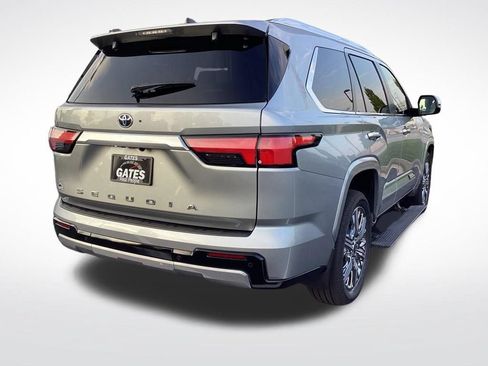 Used 2024 Toyota Sequoia Capstone AWD/4WD image 10