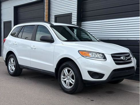 Used 2012 Hyundai Santa Fe GLS AWD/4WD image 11