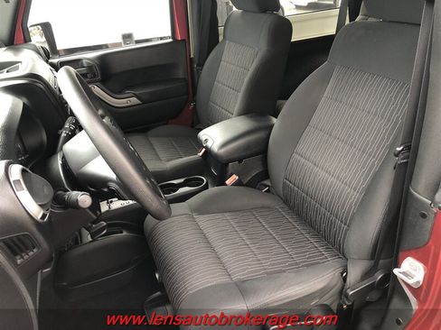Used 2012 Jeep Wrangler Sport AWD/4WD image 12
