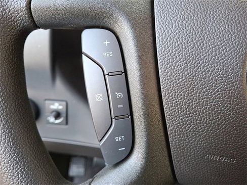 New 2025 Chevrolet Express 3500 LS image 14