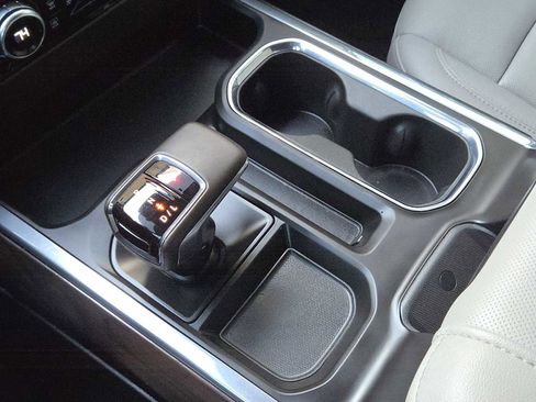 Certified 2024 GMC Sierra 1500 SLT image 21