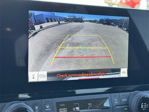 Certified 2024 Toyota Grand Highlander XLE image 17