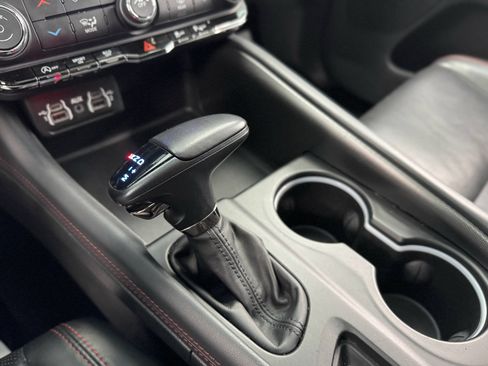 Used 2024 Dodge Durango GT image 30