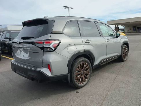 Used 2025 Subaru Forester Sport image 8