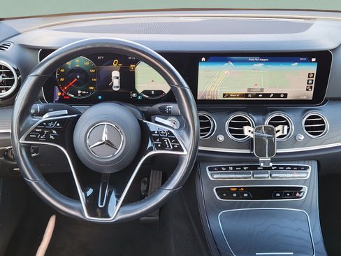 Used 2023 Mercedes-Benz E 350 Sedan image 9