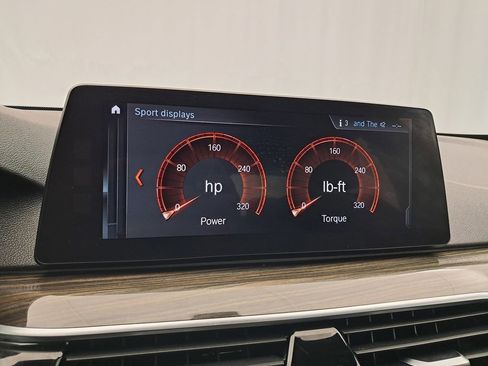 Used 2018 BMW 530i xDrive image 20