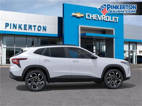 New 2026 Chevrolet Trax RS w/ Sunroof Package image 6