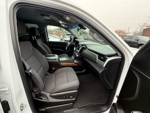 Used 2019 Chevrolet Tahoe 4WD image 20