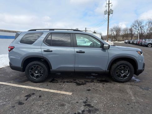 Used 2026 Honda Pilot TrailSport image 6